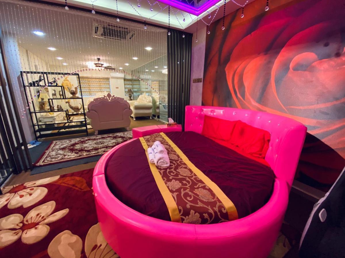 J Boutique 新张优惠 Muar
